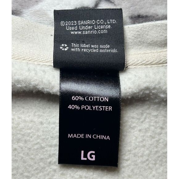 Hello Kitty‎ & Friends Sanrio Fruits Crewneck Women's Large Sweater - Picture 5 of 10